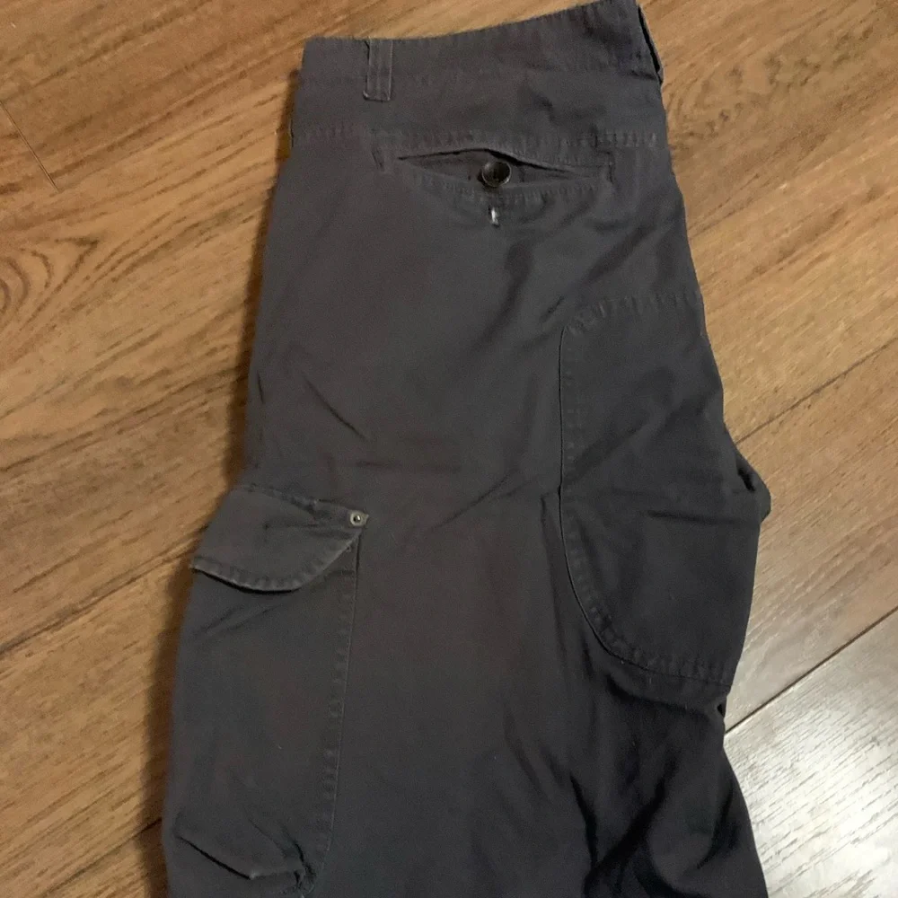 LRG Grey Cargo Shorts size 36 - Picture 4 of 8